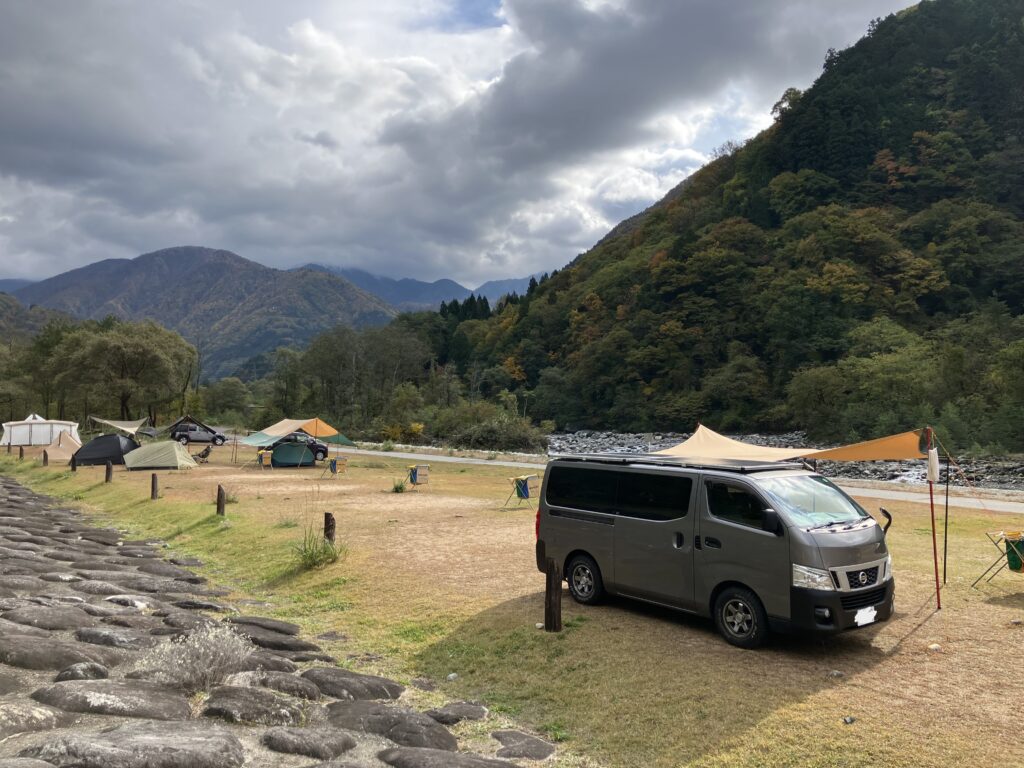 奥飛騨温泉郷オートキャンプ場、温泉付きオートキャンプ場