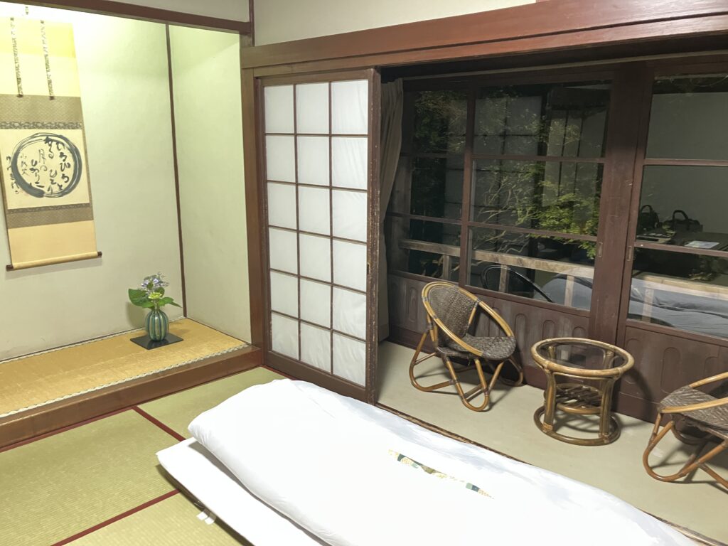はづ木一人旅客室「音」